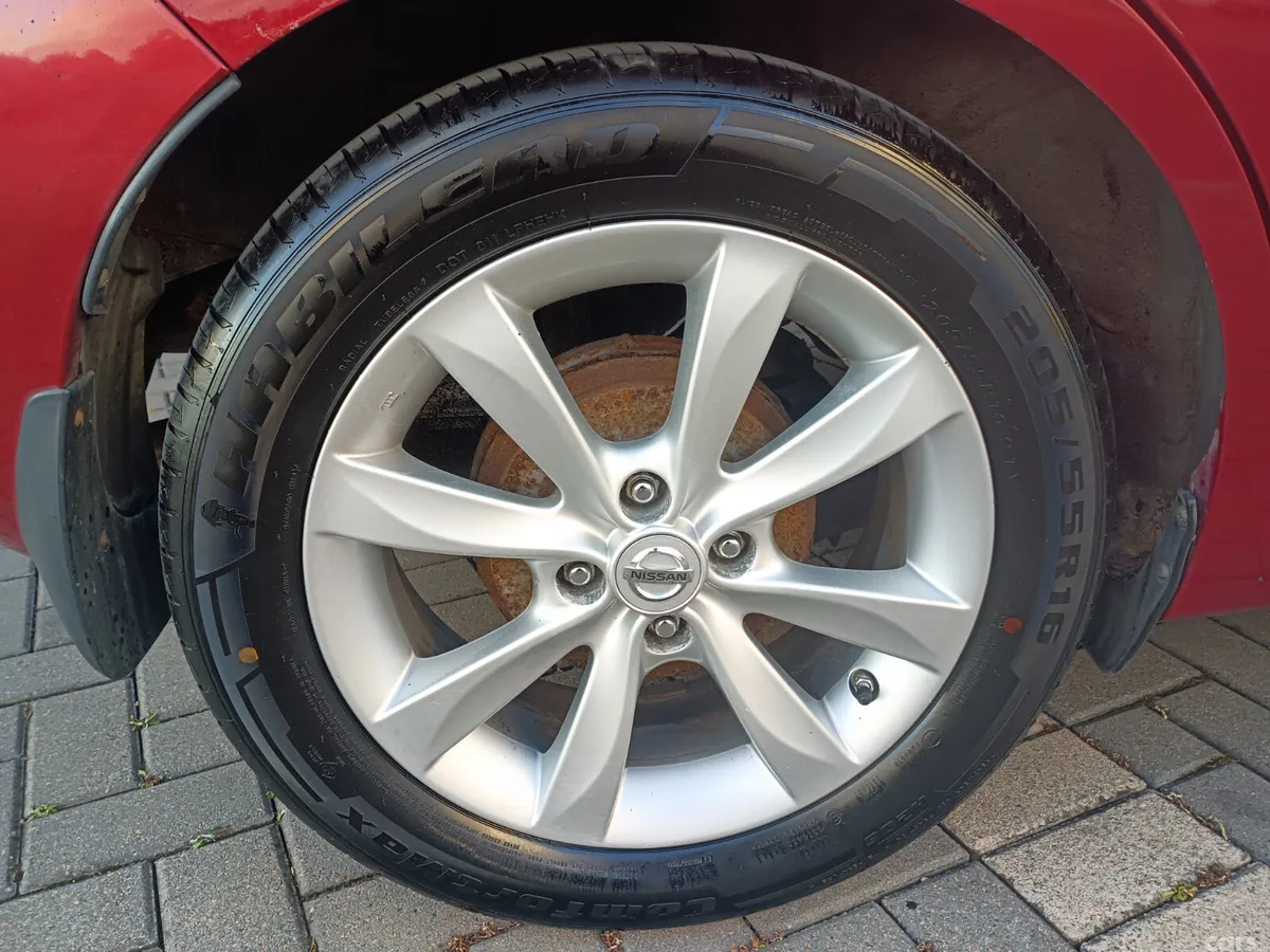 Nissan Note MPV, Diesel, 2015, Red