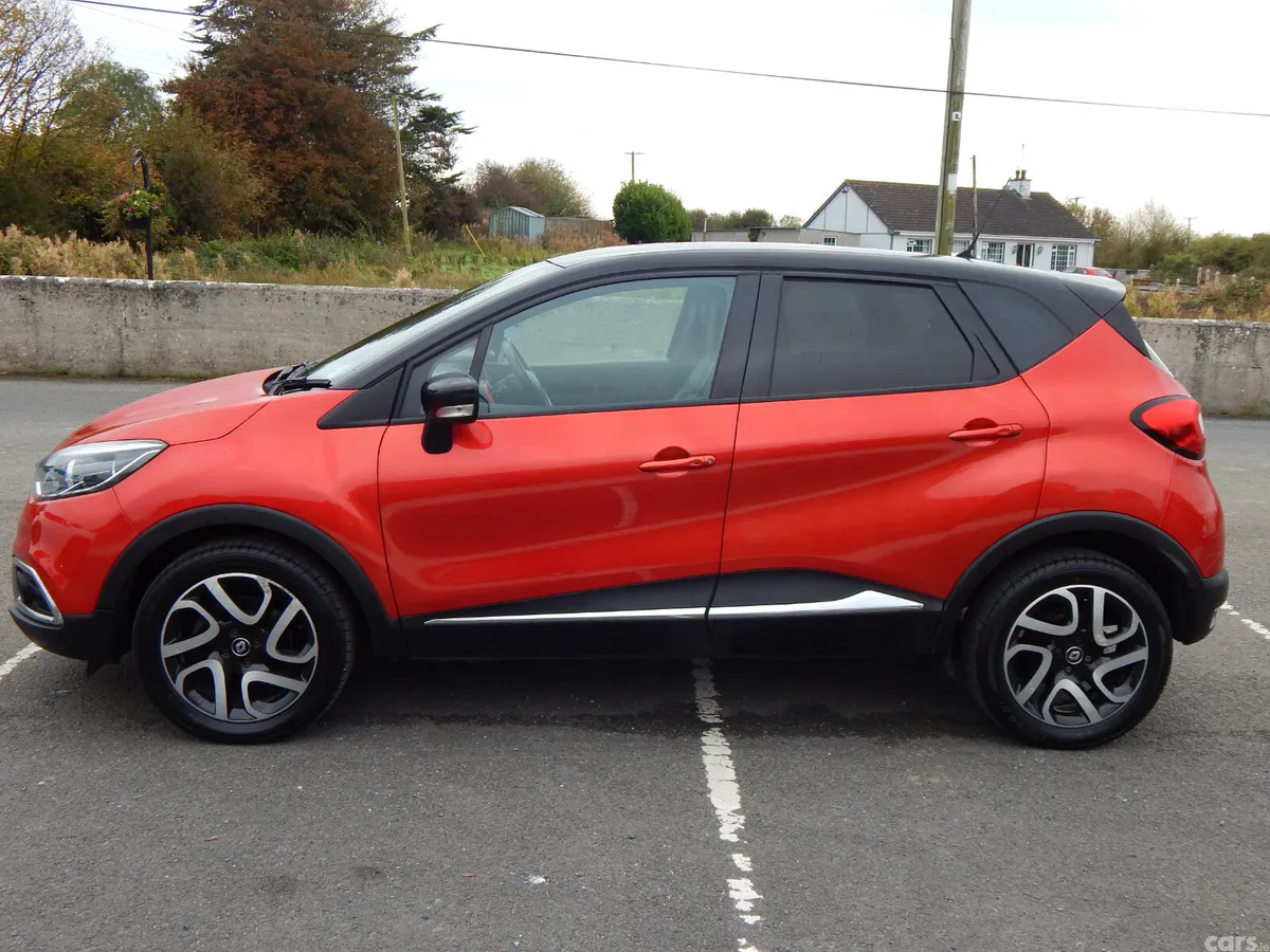 Renault Captur Hatchback, Diesel, 2017, Red