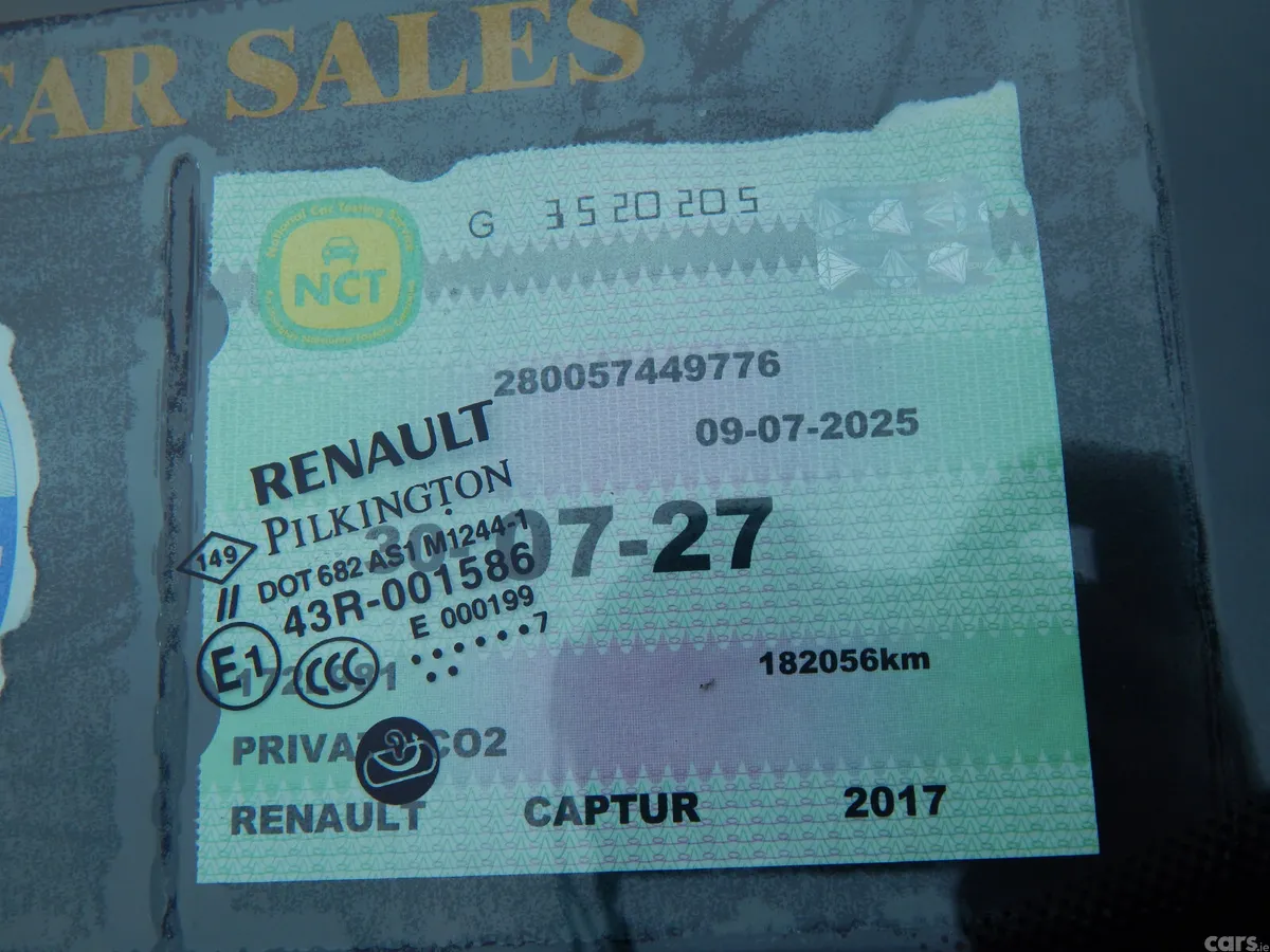 Renault Captur Hatchback, Diesel, 2017, Red