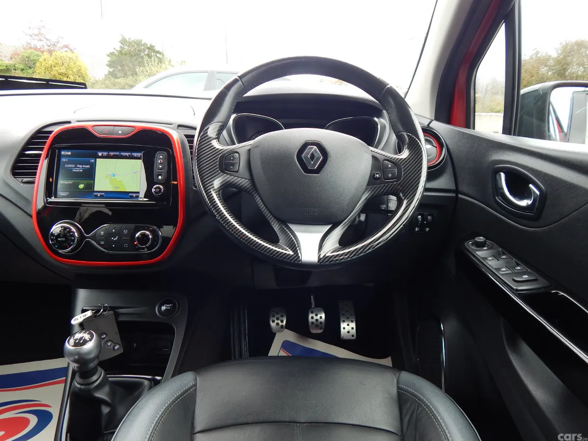 Renault Captur Hatchback, Diesel, 2017, Red