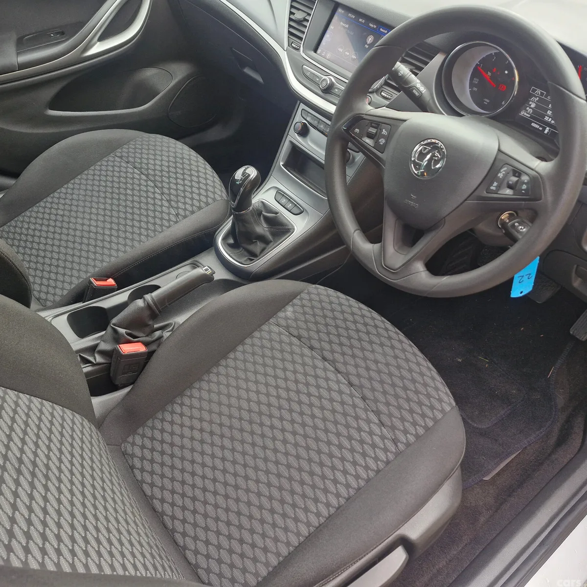 Vauxhall Astra Hatchback, Diesel, 2020, Silver