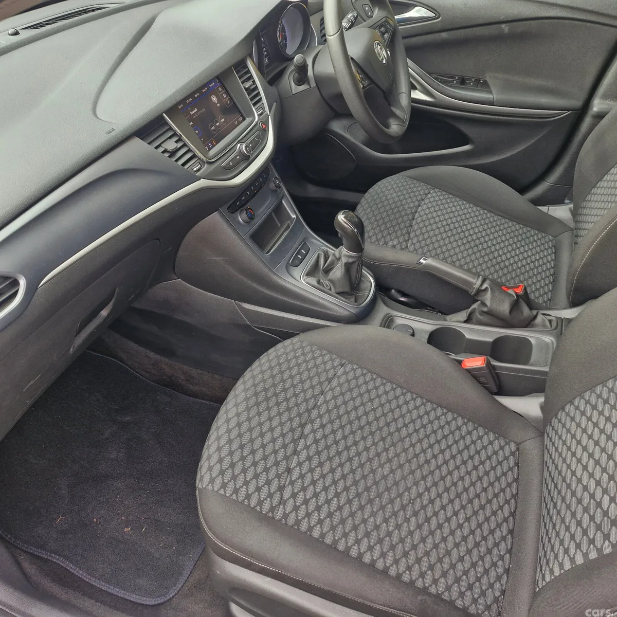 Vauxhall Astra Hatchback, Diesel, 2020, Silver