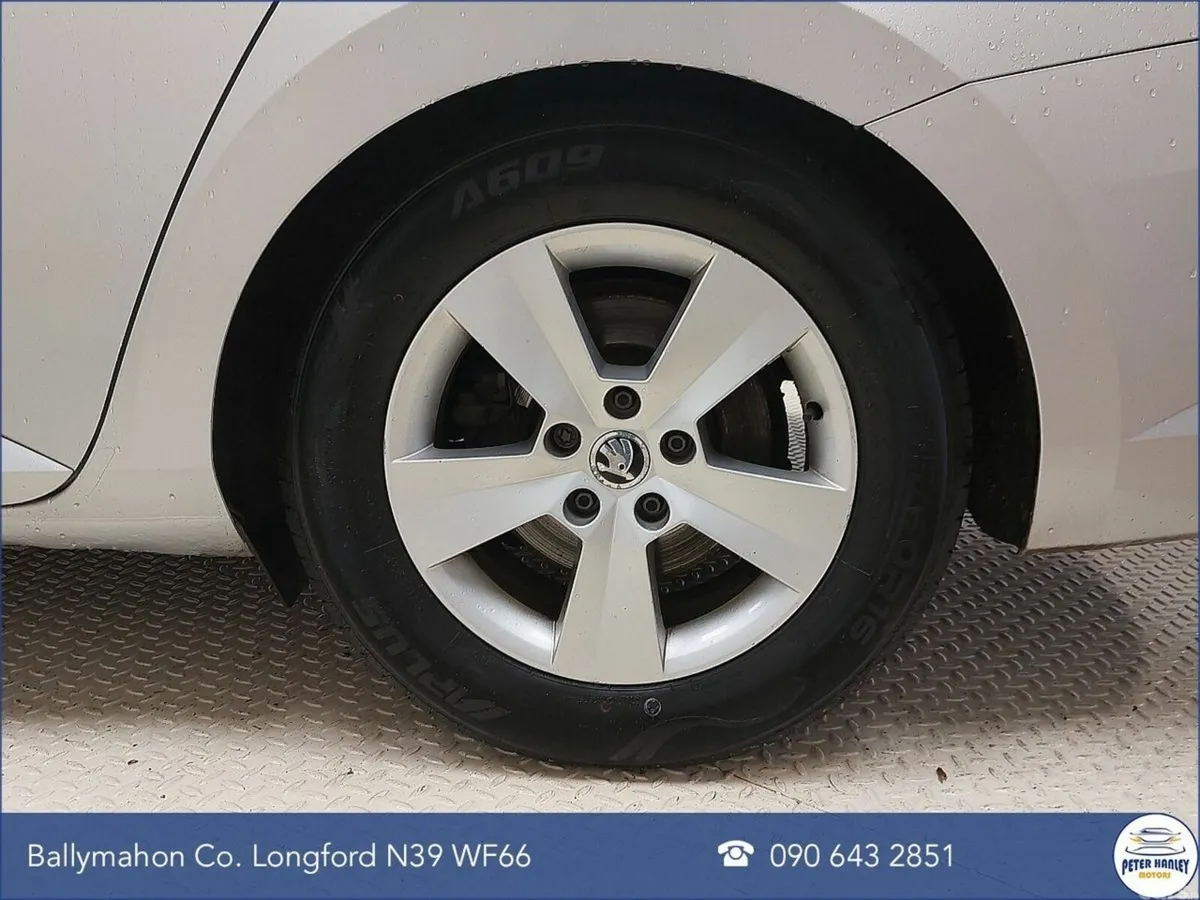 Skoda Superb Hatchback, Diesel, 2017, Silver