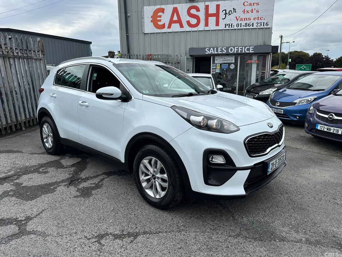 Kia Sportage SUV, Diesel Hybrid, 2021, White