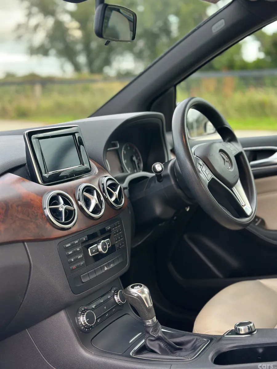 Mercedes-Benz B-Class MPV, Diesel, 2014, Grey