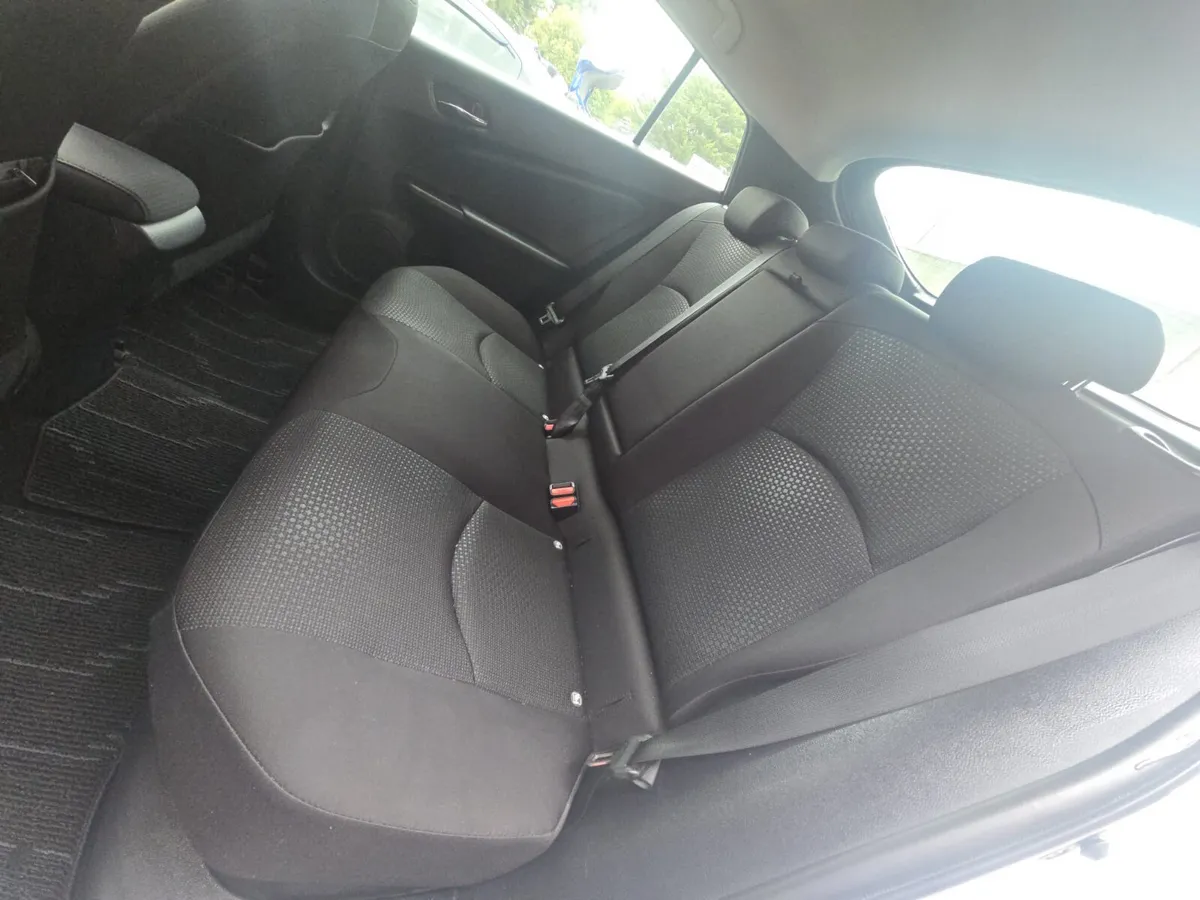 Toyota Prius Hatchback, Petrol Hybrid, 2020, White