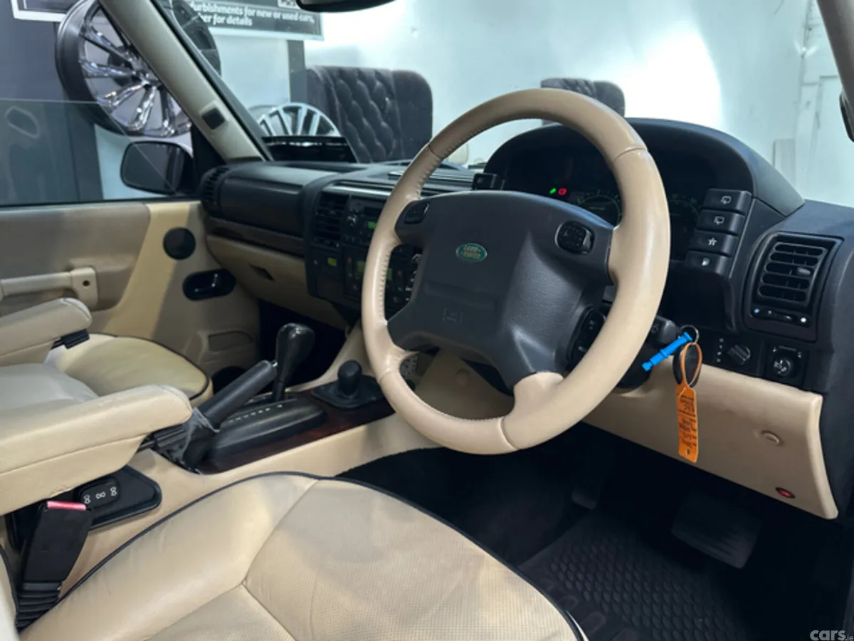 Land Rover Discovery SUV, Diesel, 2004, Gold