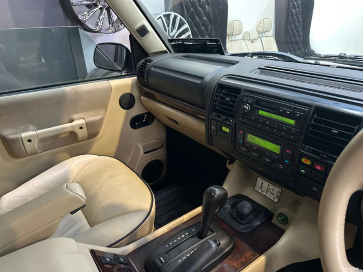 Land Rover Discovery SUV, Diesel, 2004, Gold