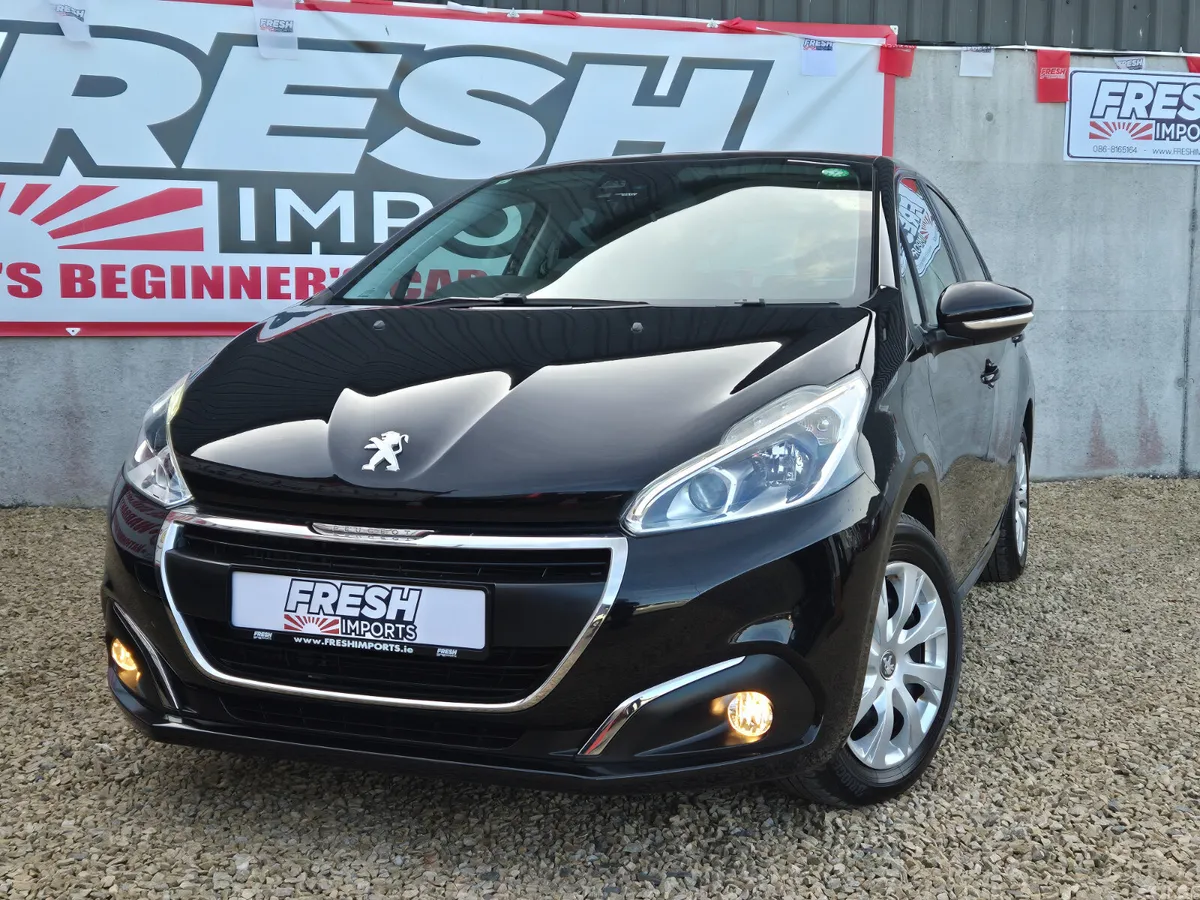Peugeot 208 Hatchback, Petrol, 2017, Black