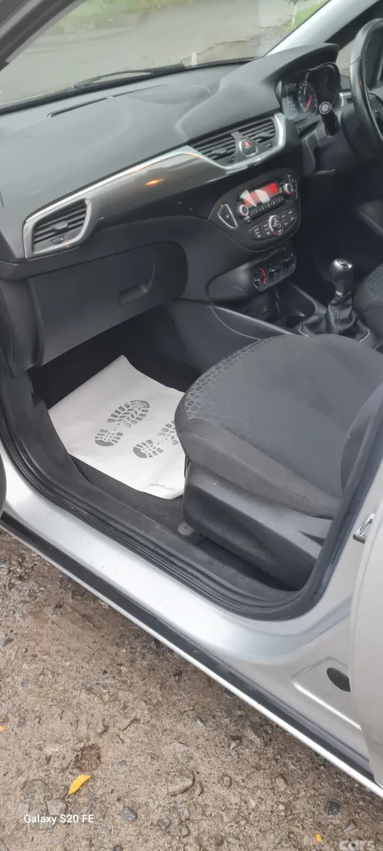 Opel Corsa Hatchback, Petrol, 2015, Silver