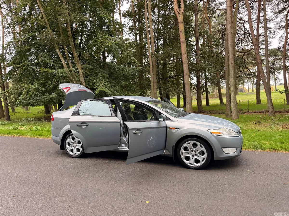 Ford Mondeo Saloon, Diesel, 2007, Grey