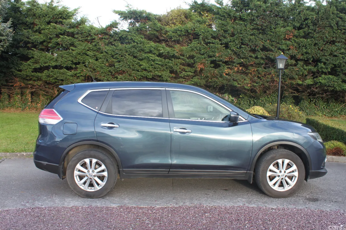 Nissan X-Trail SUV, Diesel, 2017, Blue