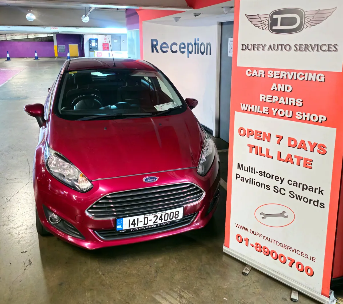Ford Fiesta Hatchback, Petrol, 2014, Red
