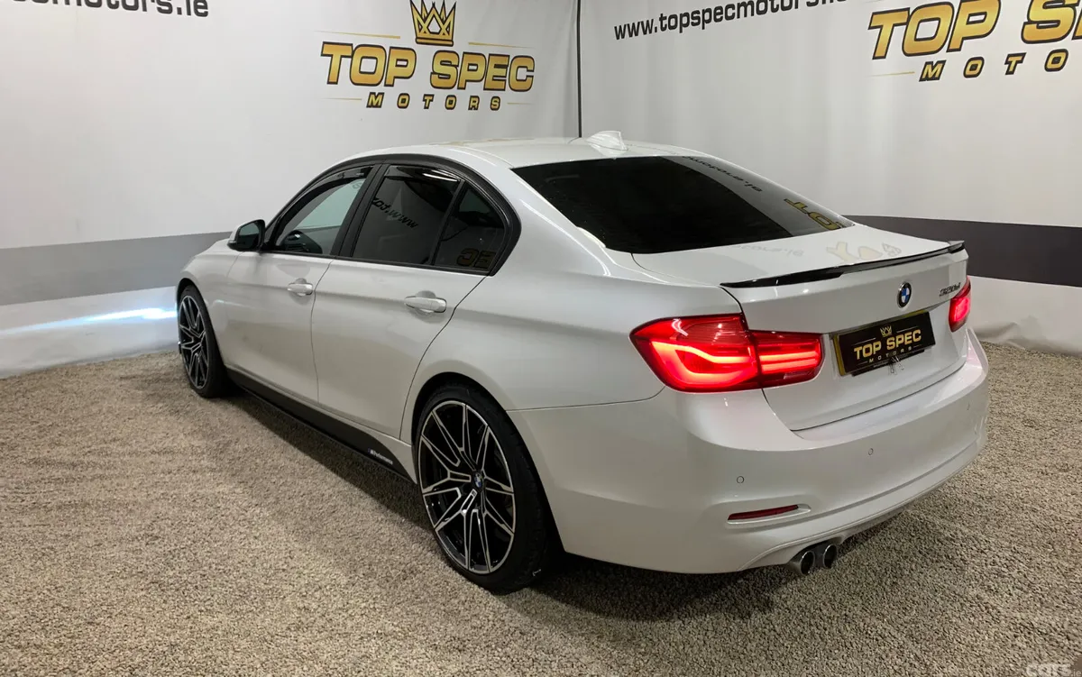 BMW 3-Series Saloon, Diesel, 2018, White