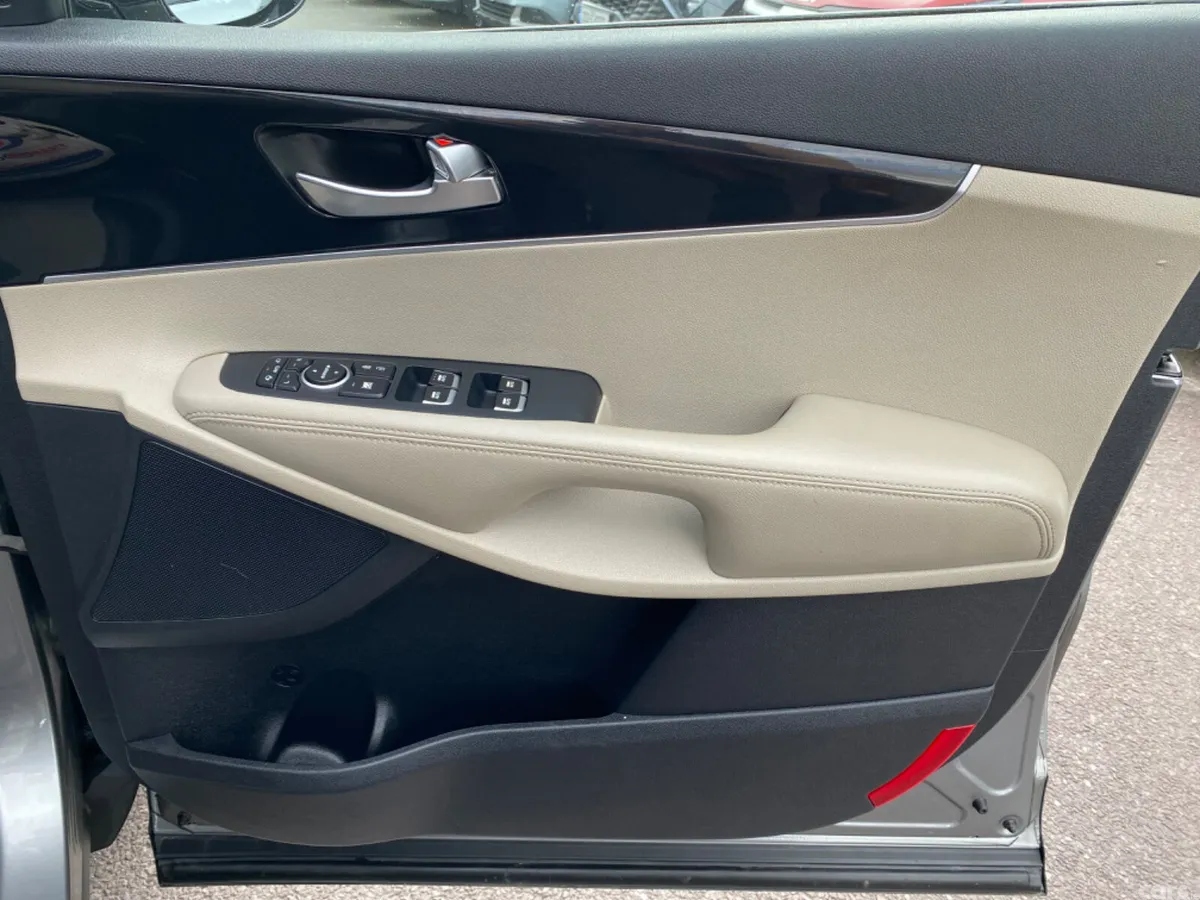 Kia Sorento SUV, Diesel, 2019, Grey