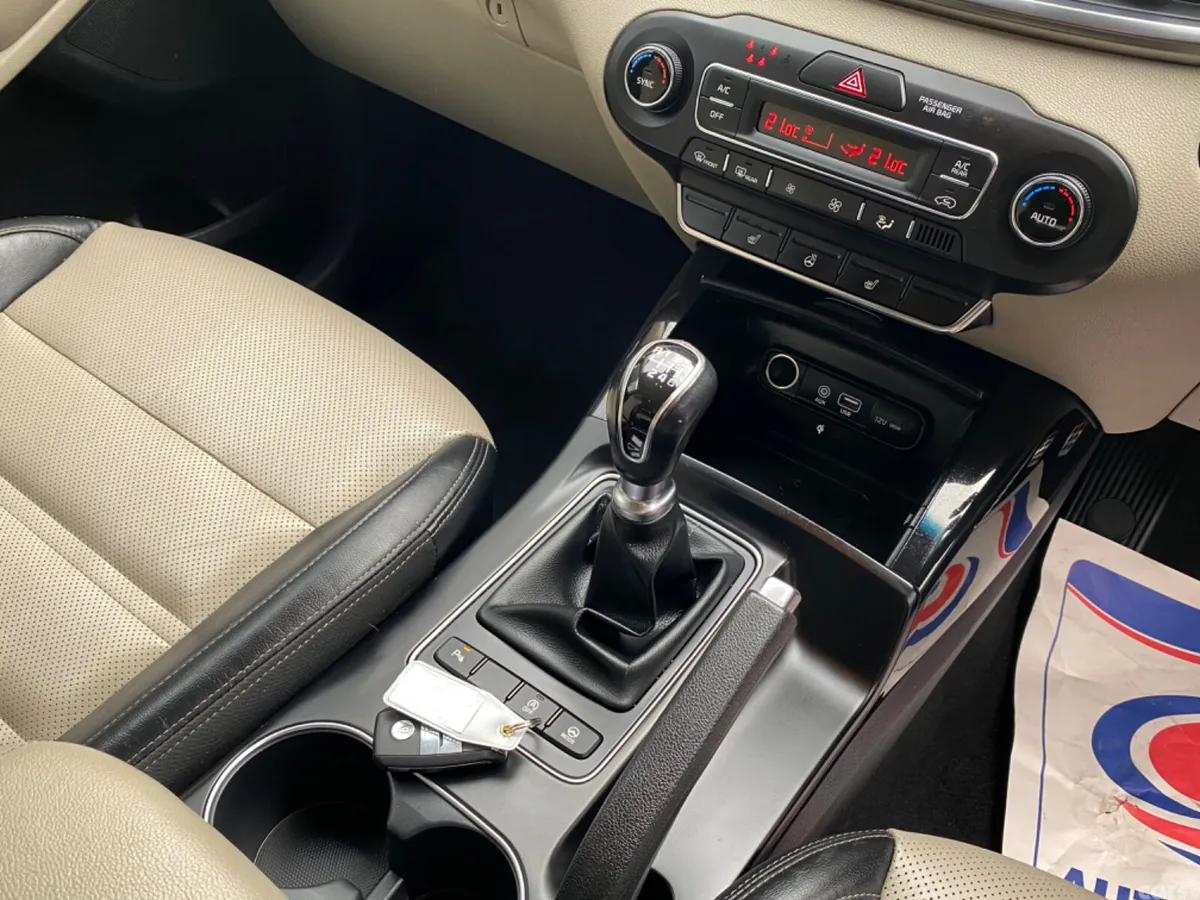 Kia Sorento SUV, Diesel, 2019, Grey