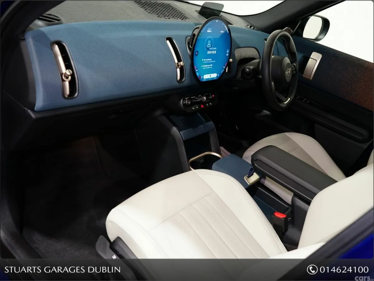 Mini Countryman Hatchback, Electric, 2024, Blue