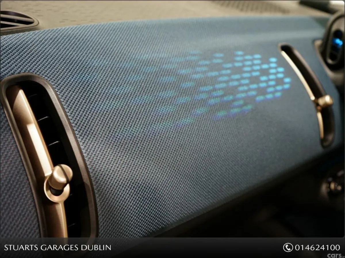Mini Countryman Hatchback, Electric, 2024, Blue