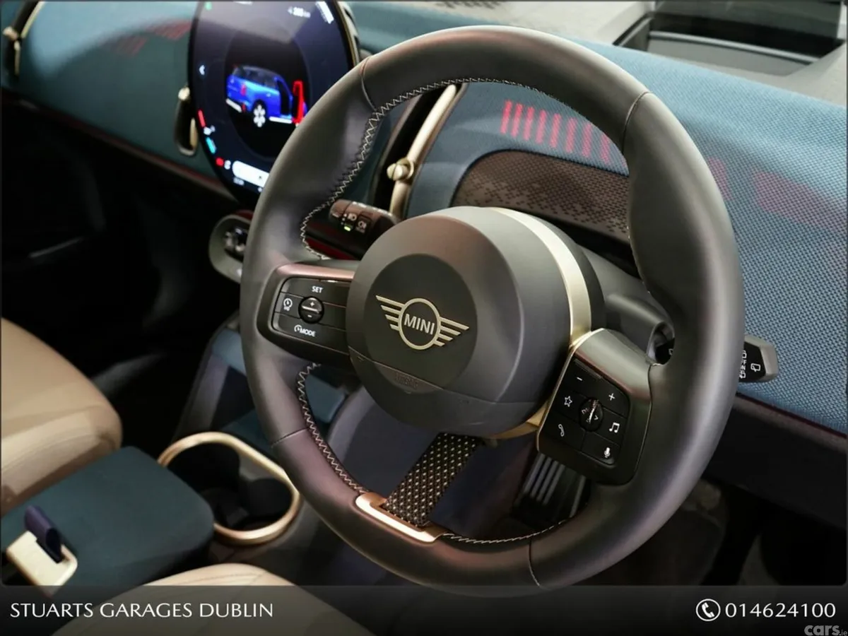 Mini Countryman Hatchback, Electric, 2024, Blue