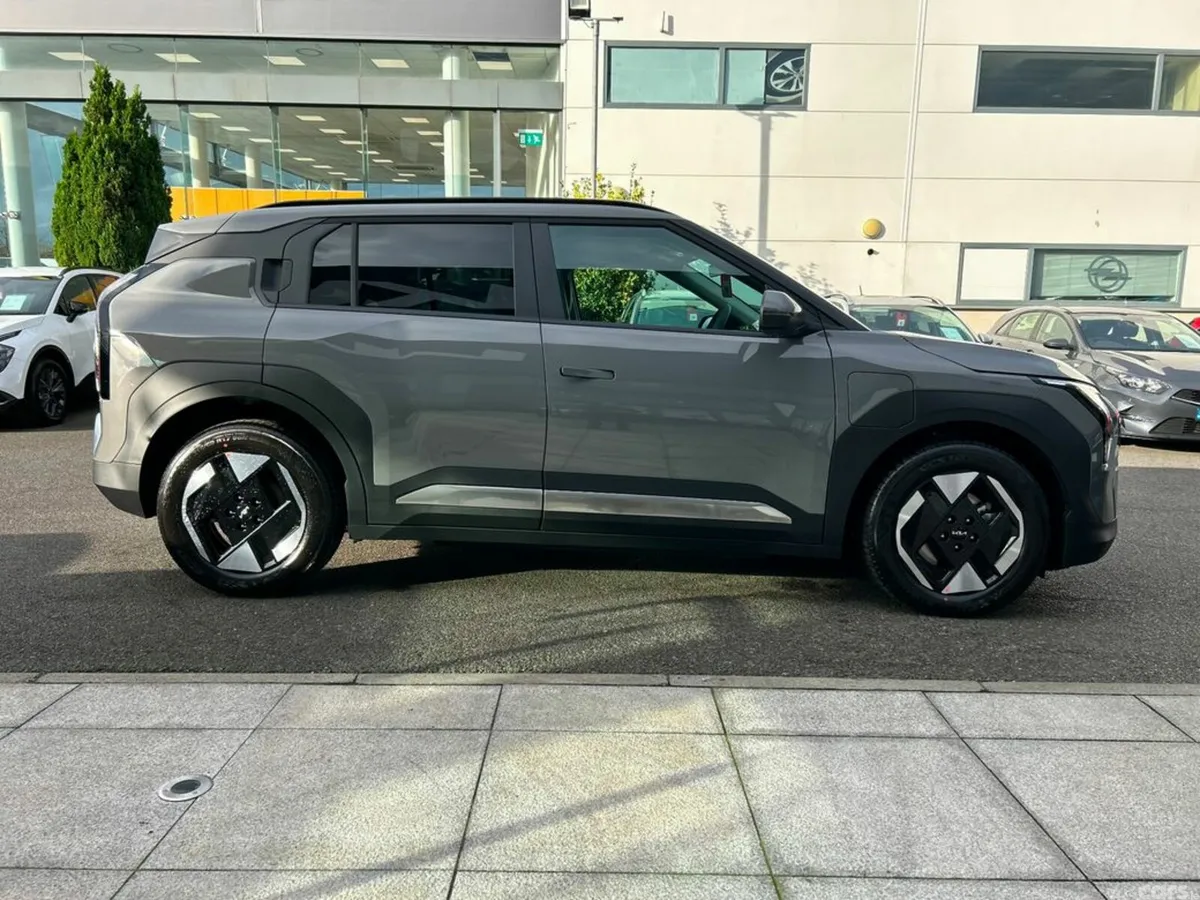 Kia EV3 SUV, Electric, 2027, Grey