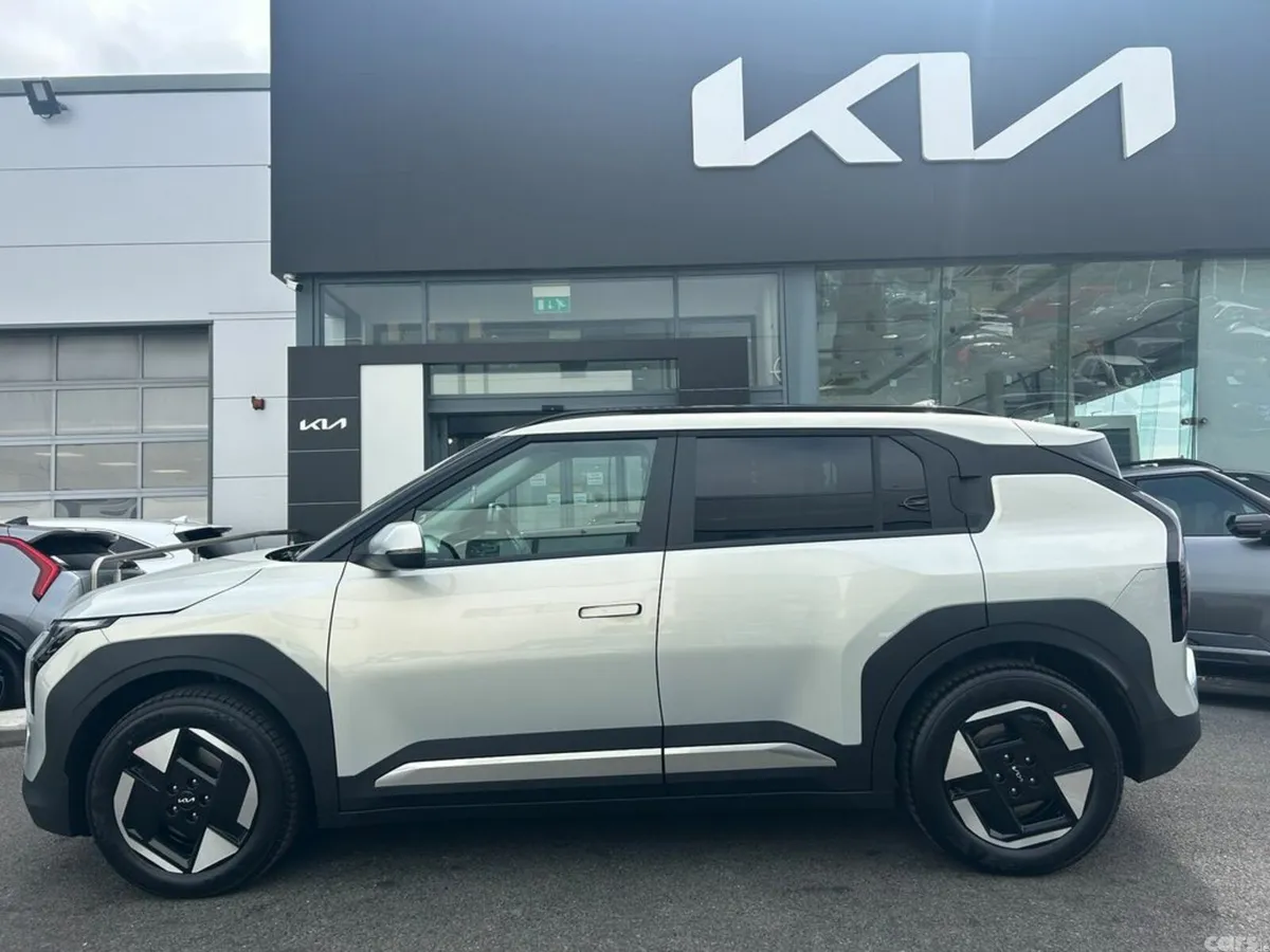 Kia EV3 SUV, Electric, 2027, Silver