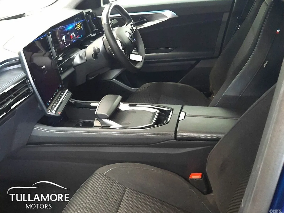 Renault Austral SUV, Petrol, 2023, Blue
