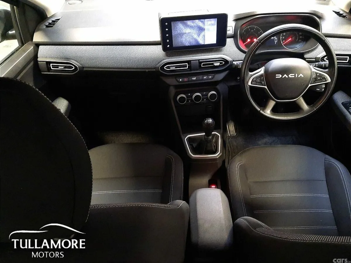Dacia Jogger MPV, Petrol, 2023, Grey