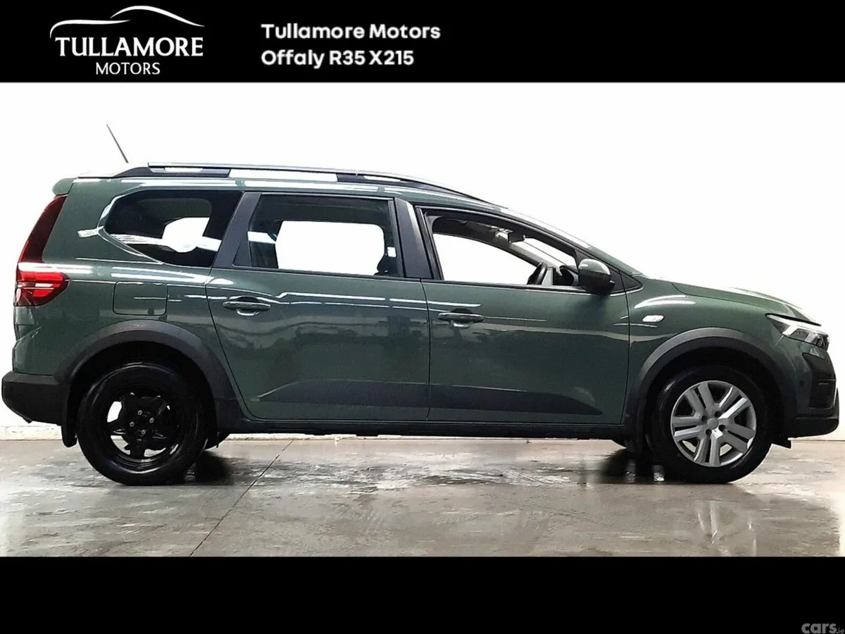Dacia Jogger MPV, Petrol, 2023, Grey