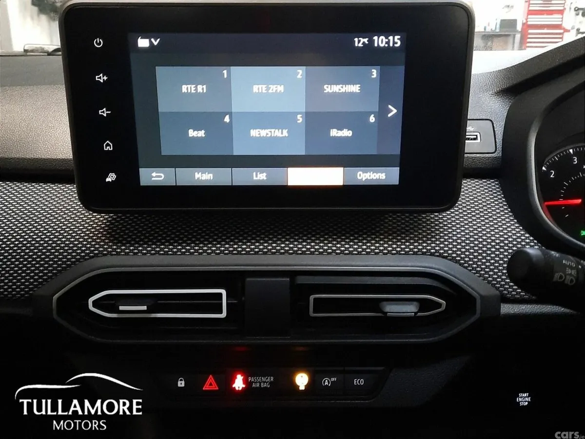 Dacia Jogger MPV, Petrol, 2023, Grey