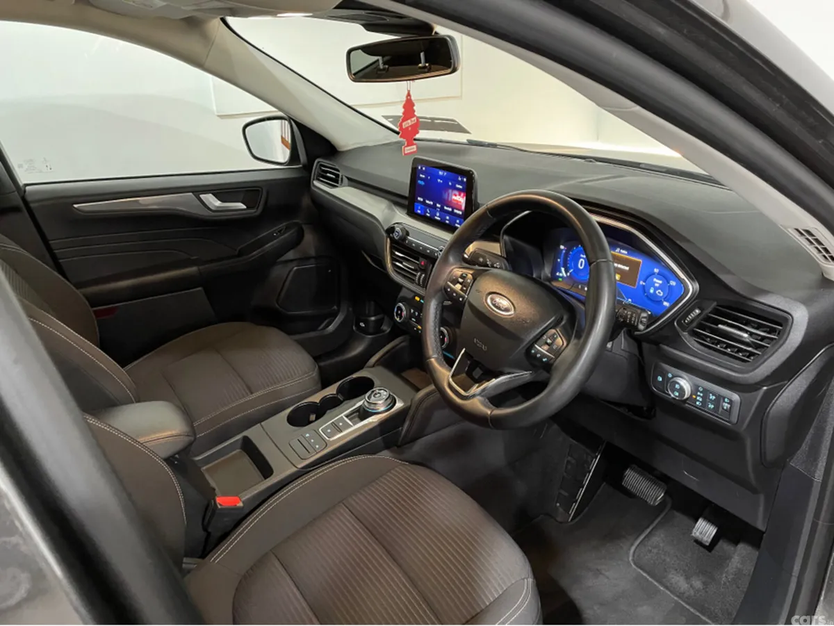 Ford Kuga MPV, Petrol Plug-in Hybrid, 2023, Grey
