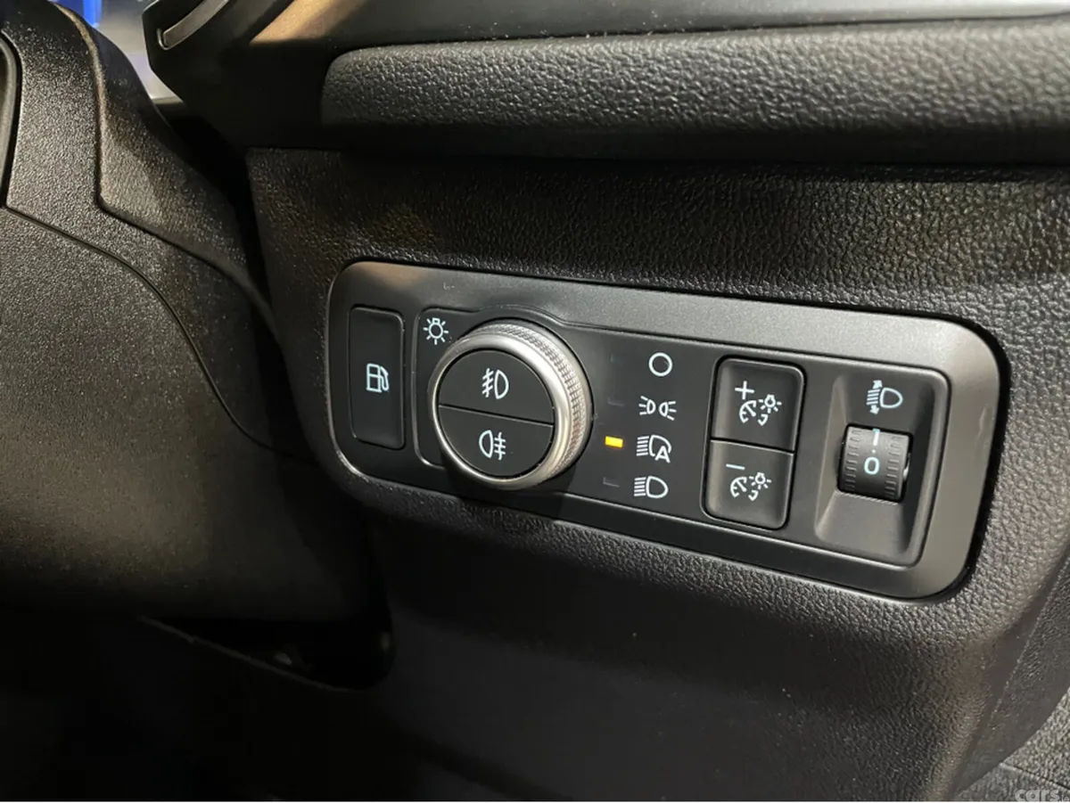 Ford Kuga MPV, Petrol Plug-in Hybrid, 2023, Grey
