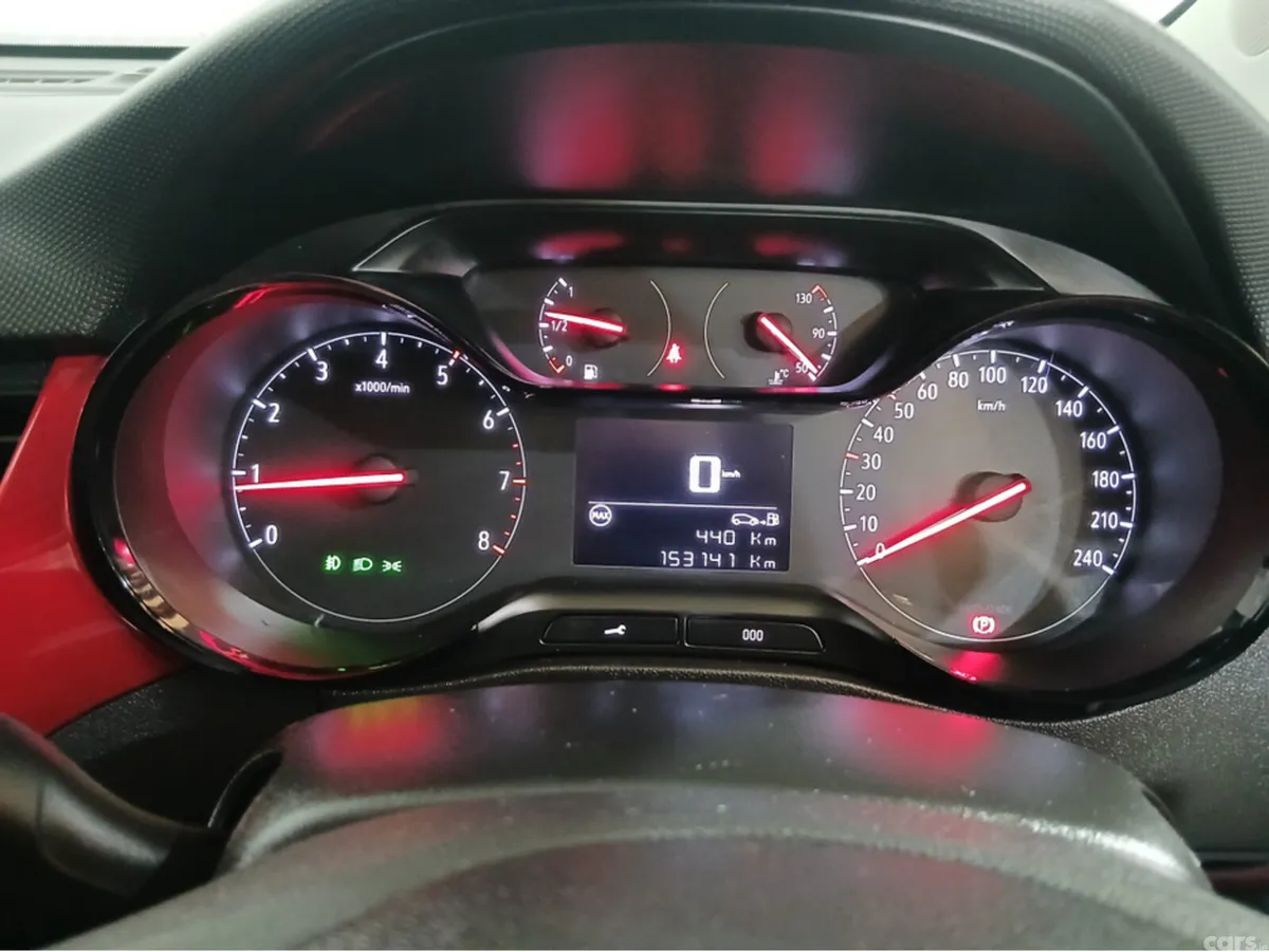 Opel Crossland X MPV, Diesel, 2022, Black