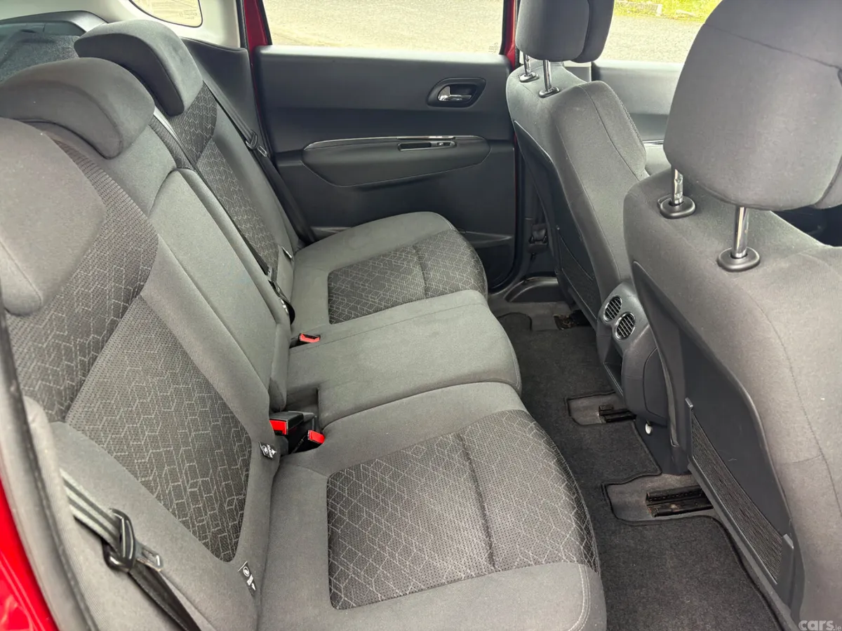 Peugeot 3008 SUV, Diesel, 2015, Red