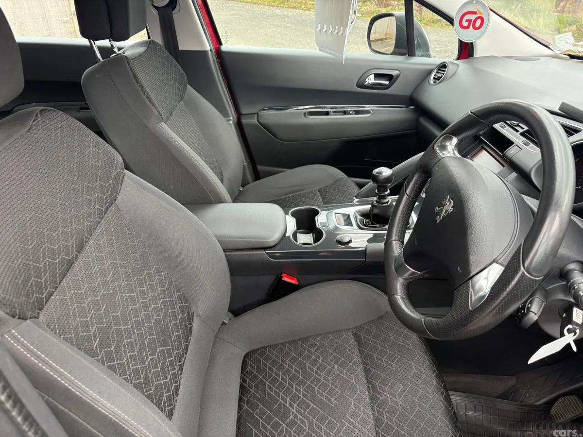 Peugeot 3008 SUV, Diesel, 2015, Red