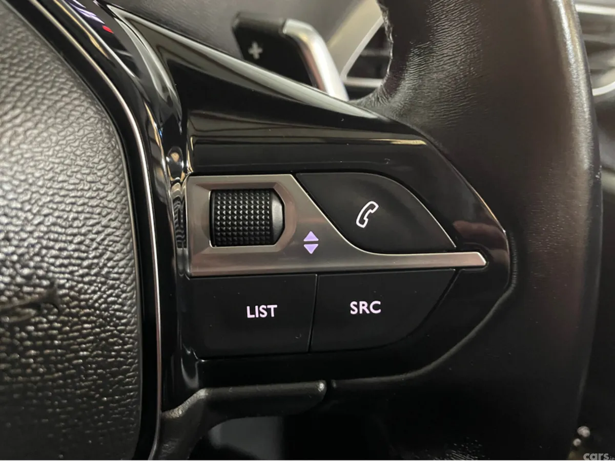 Peugeot 5008 MPV, Diesel, 2022, Blue