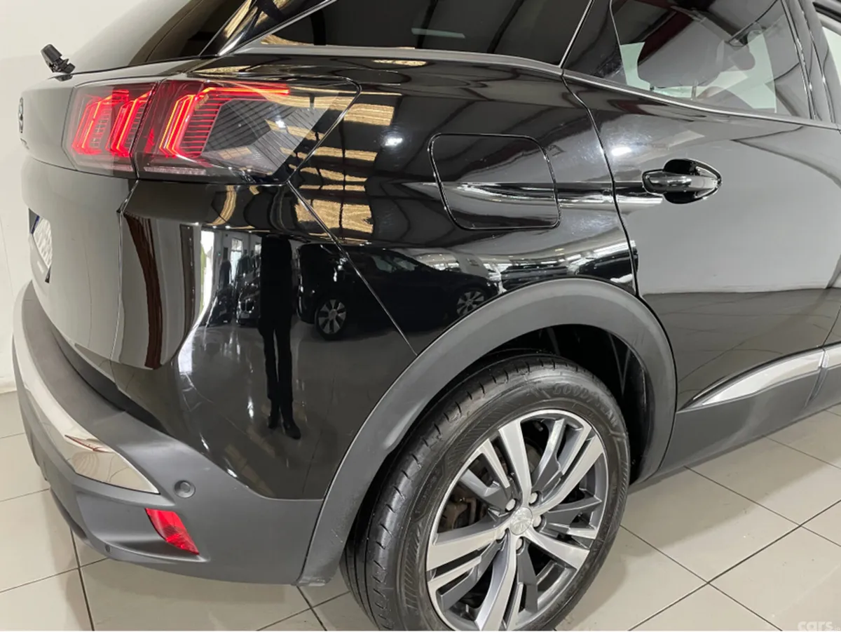 Peugeot 3008 MPV, Diesel, 2022, Black