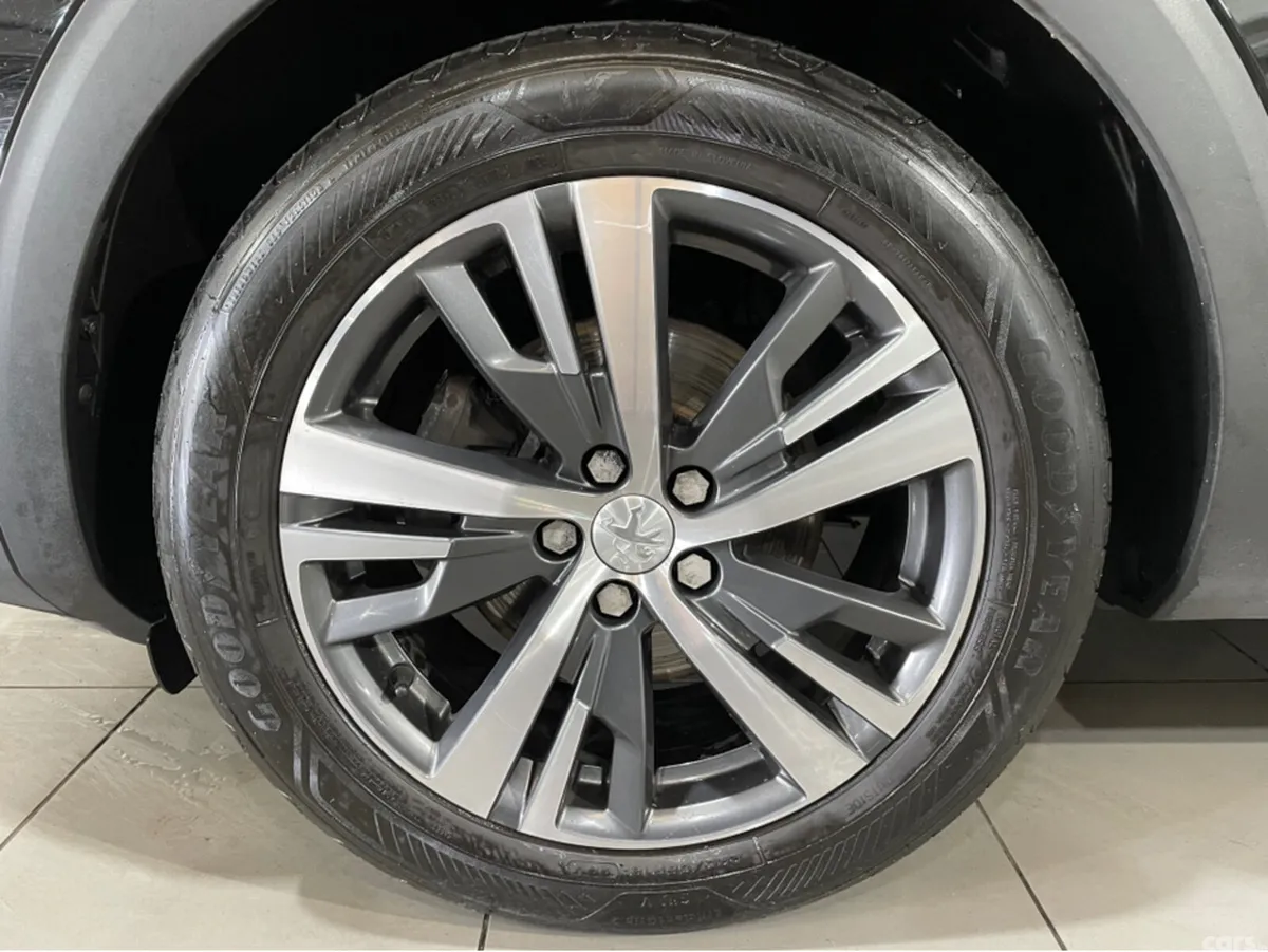 Peugeot 3008 MPV, Diesel, 2022, Black
