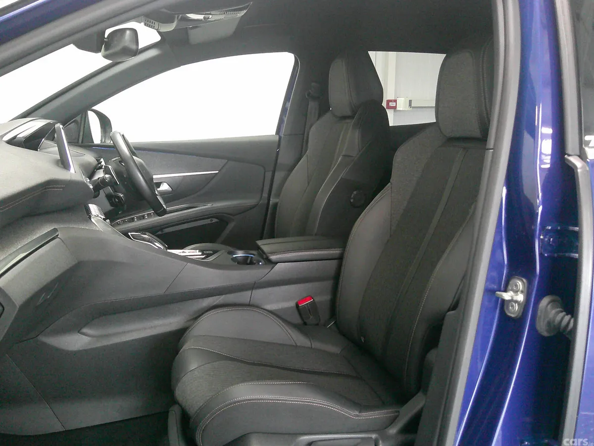 Peugeot 3008 SUV, Diesel, 2019, Blue