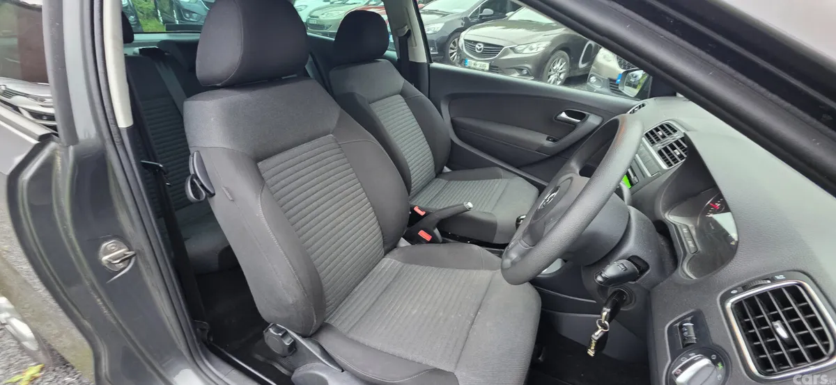 Volkswagen Polo Hatchback, Petrol, 2014, Grey