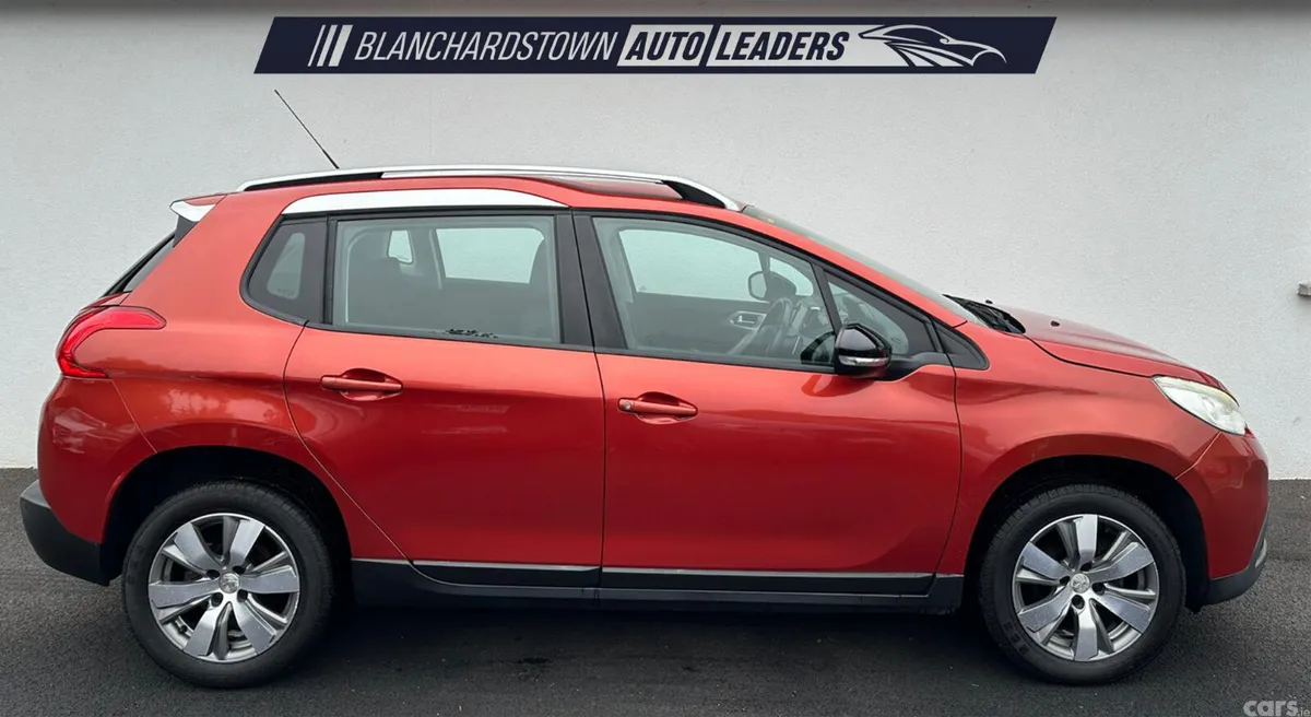 Peugeot 2008 SUV, Petrol, 2016, Red