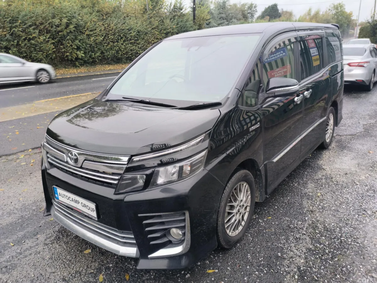 Toyota Voxy MPV, Petrol Hybrid, 2016, Black