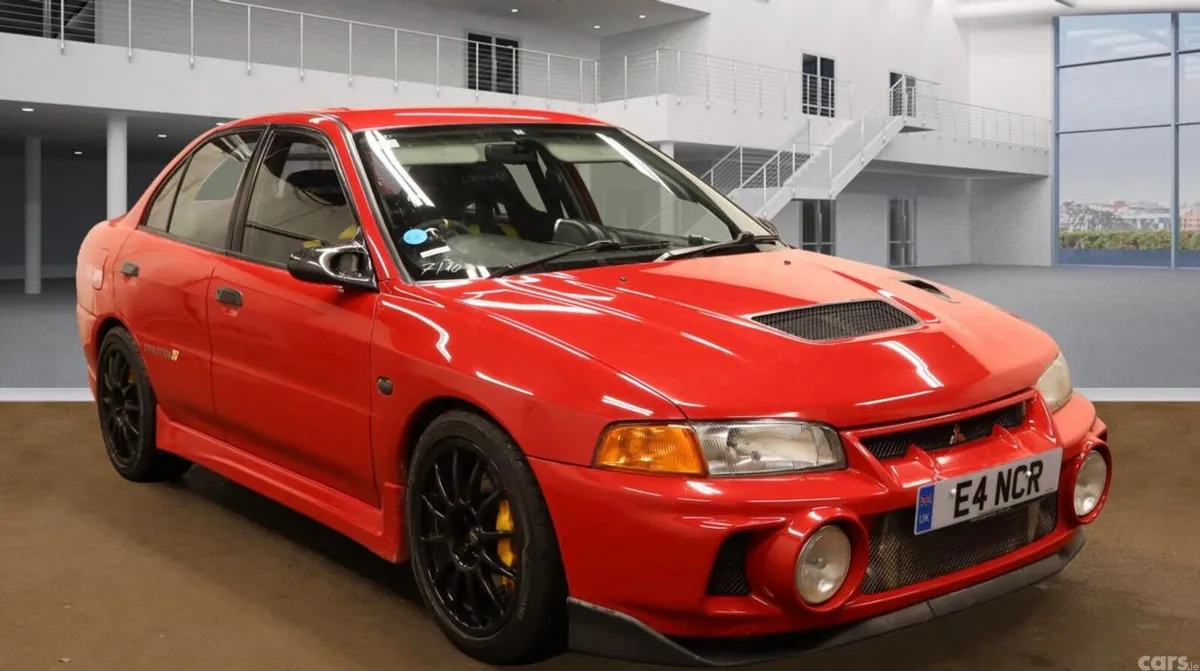 Mitsubishi Lancer Saloon, Petrol, 1996, Red