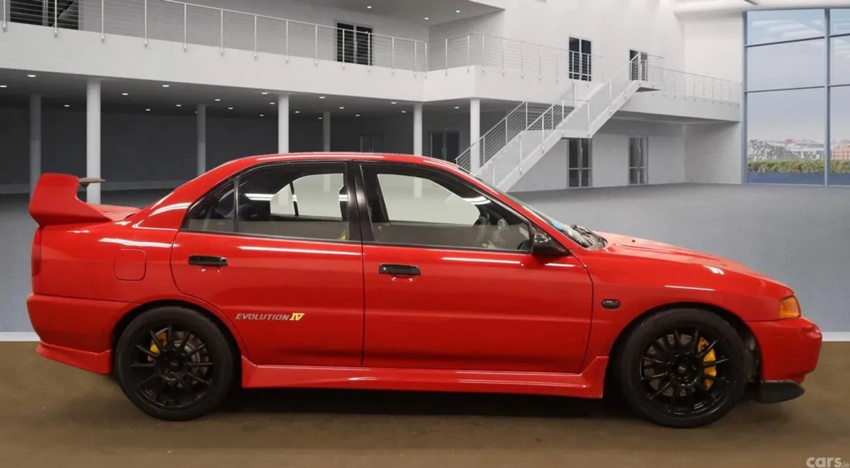 Mitsubishi Lancer Saloon, Petrol, 1996, Red