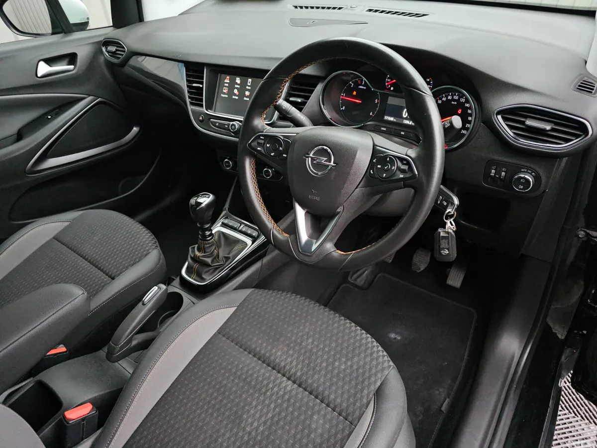 Opel Crossland X SUV, Diesel, 2019, Black