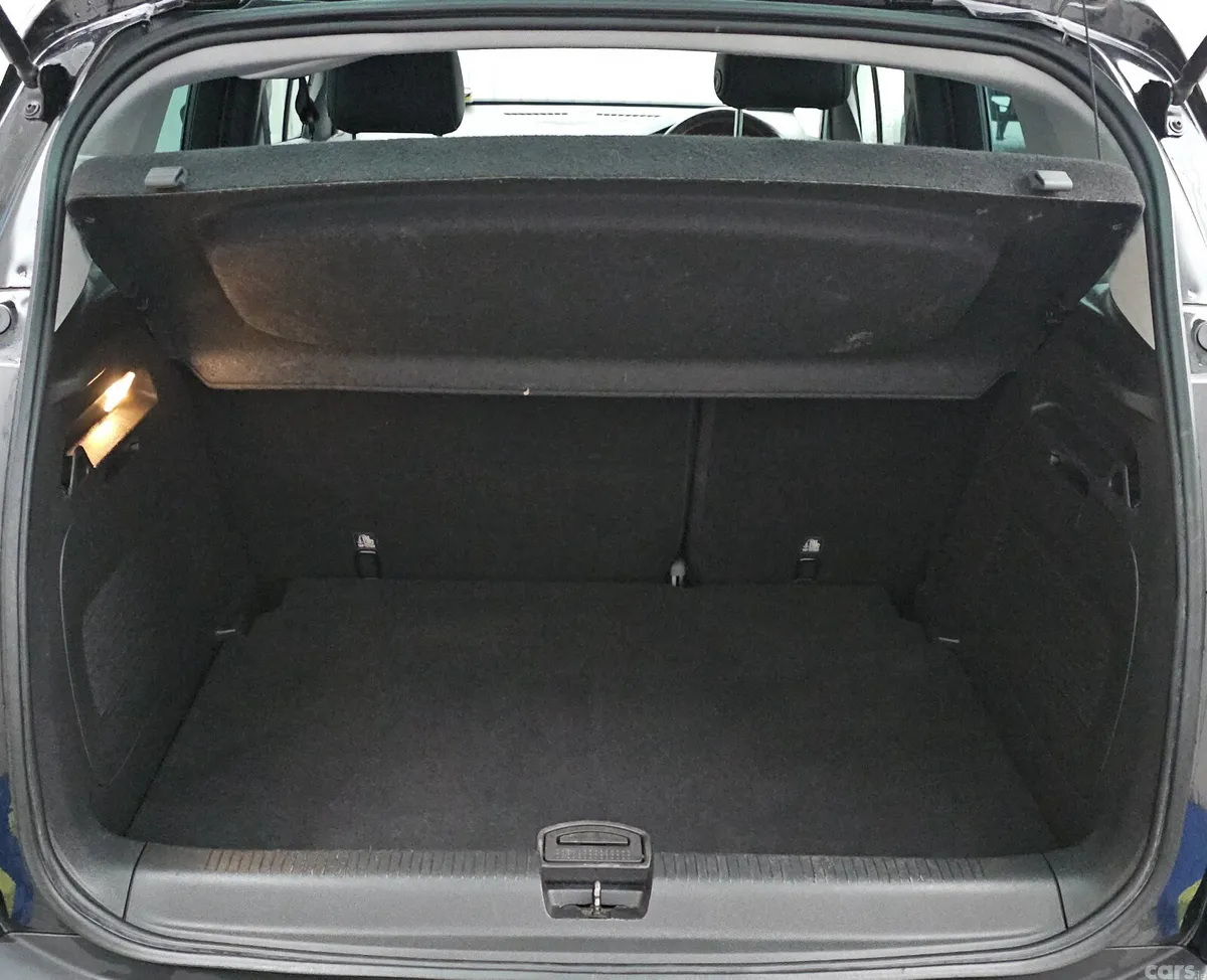 Opel Crossland X SUV, Diesel, 2019, Black