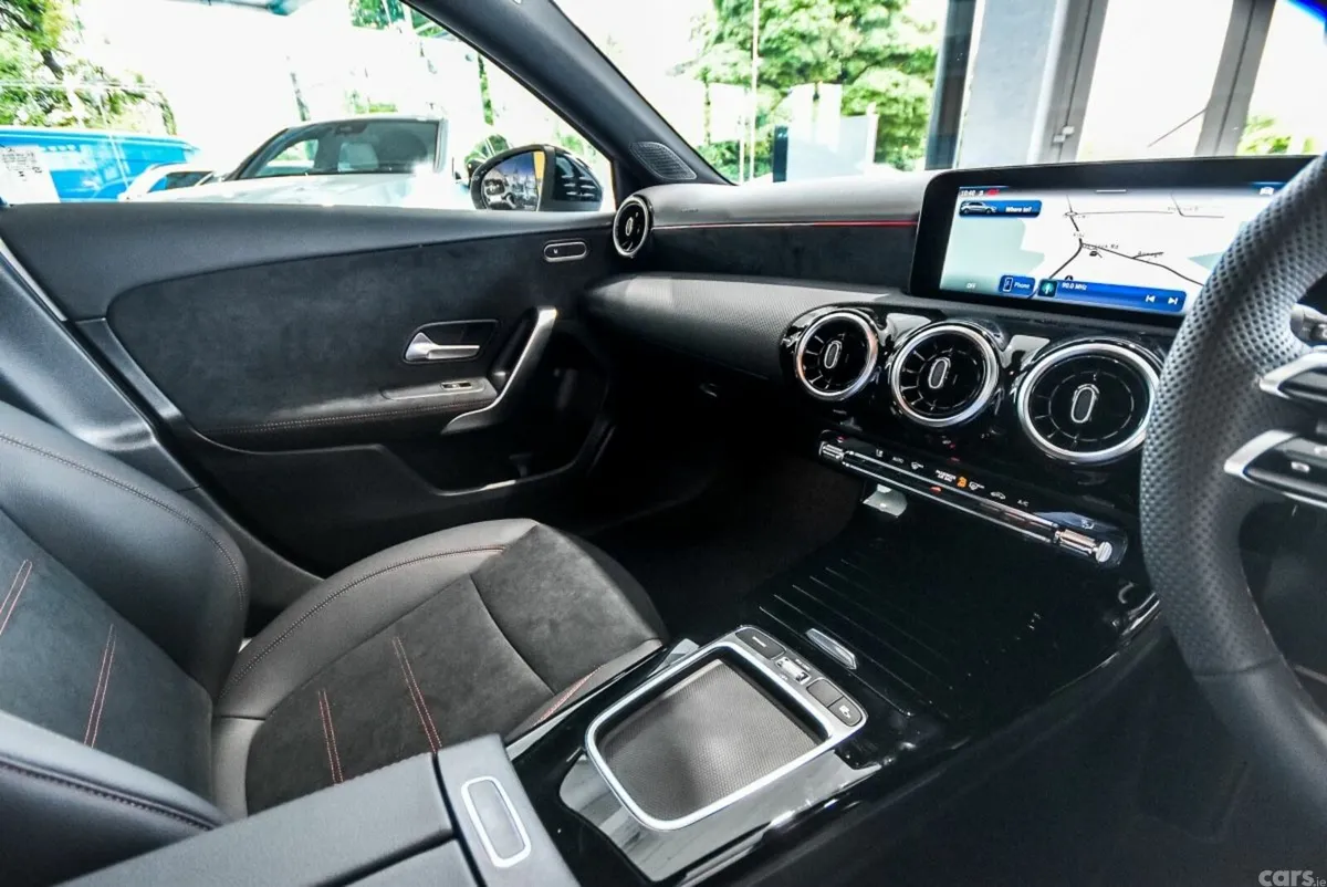 Mercedes-Benz A-Class Hatchback, Diesel, 2026, White