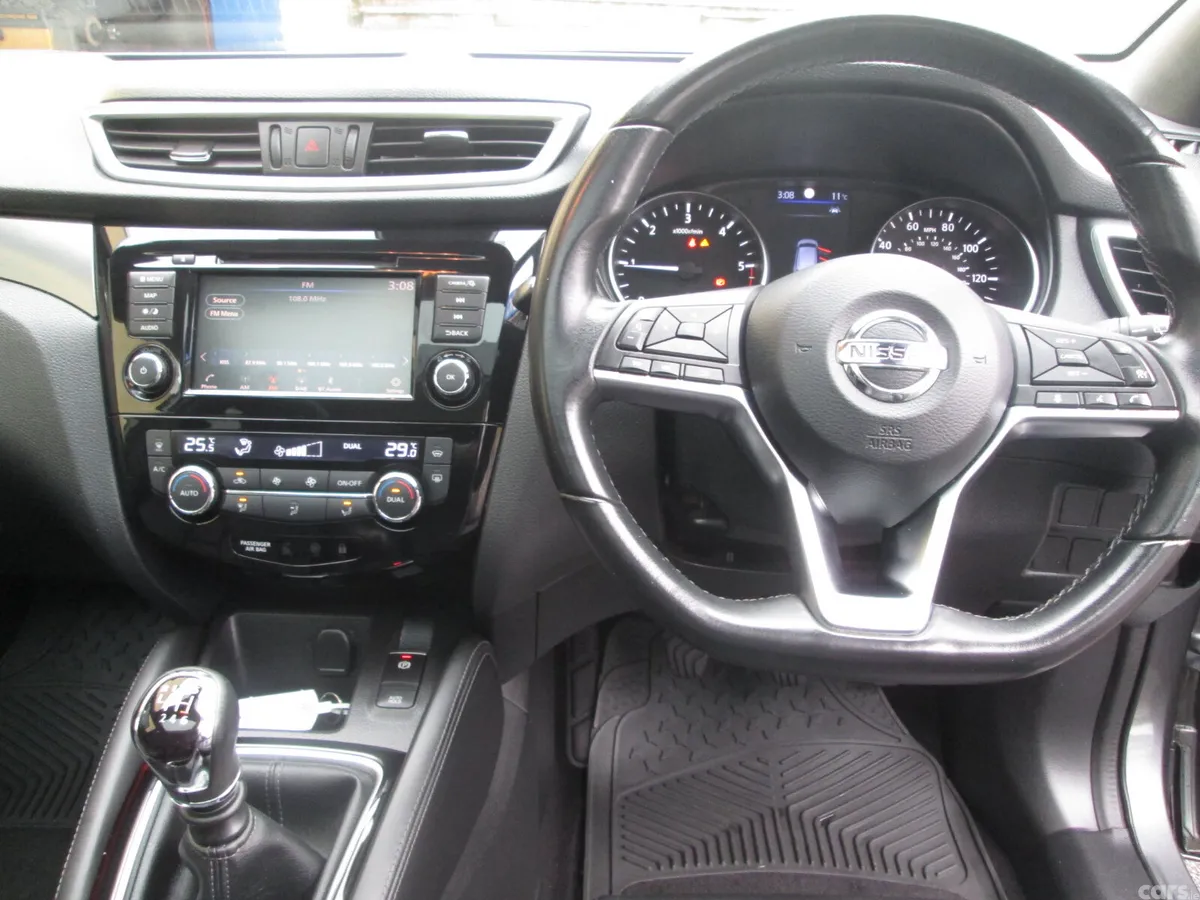 Nissan Qashqai SUV, Diesel, 2020, Grey