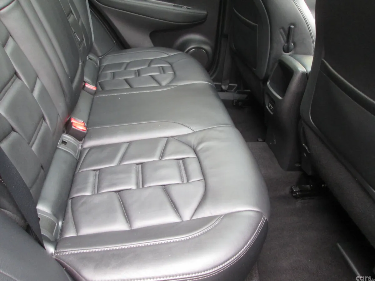 Nissan Qashqai SUV, Diesel, 2020, Grey