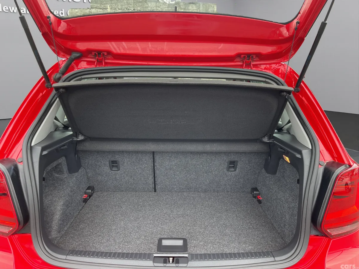 Volkswagen Polo Hatchback, Petrol, 2016, Red