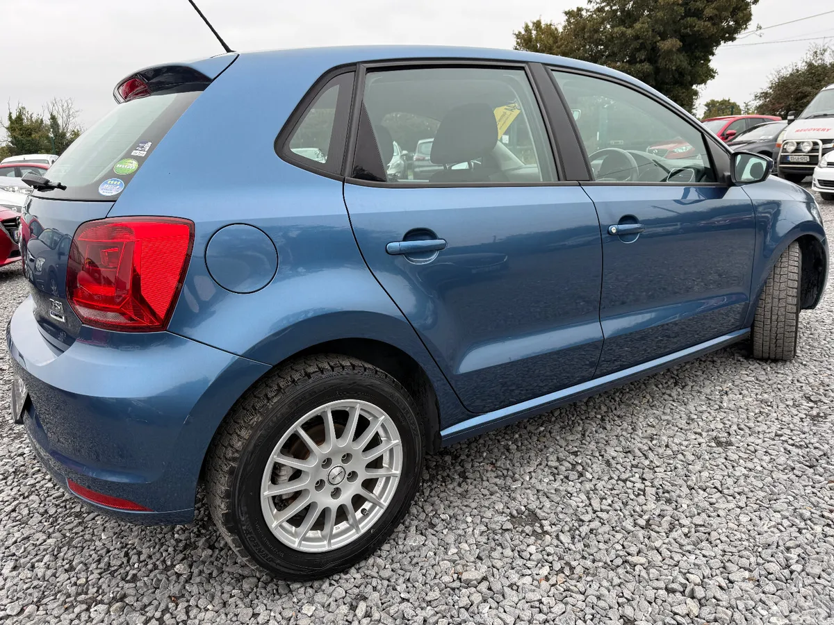 Volkswagen Polo Hatchback, Petrol, 2017, Blue